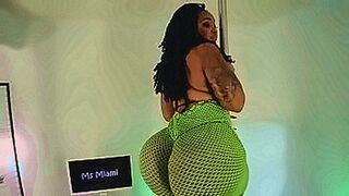For Your Eyes Only Ms Miami Biggest Booty in THE WORLD! - Downloadable DVD #052 — | msfh-052 | holds you in suspense
