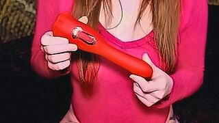 Ultimate Tease GamerGirlRoxy Using HoneyKissMe's  Eva, biting mouth and g-spot vibrator. — | زوبر صناعي | doesn't let you look away