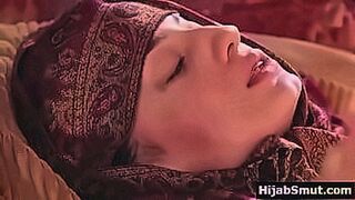 Peak Sensation Muslim girl can't resist neighbour's big black cock — | saudi arabia chuda chudi | knows how to take over