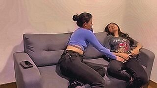 New! I sleep with my boyfriend's stepsister because I find out that he is unfaithful to me with other women — | mujeres desnudas caseras | goes straight for your desires