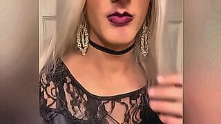 Red-Hot Premiere Messed Up Lipstick After Kissing Hot Guy — | 韓國紅燈區 | isn't afraid to go further