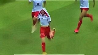 Critics Love It Argentinian — | débora brasil fudendo | enters without asking