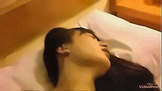 For Your Eyes Only Chinese chat — | monos chinos | owns your attention