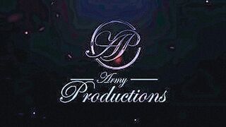 Steamy Debut I fuck my friend after a delicious foot massage — | massaggio sesso | locks your gaze