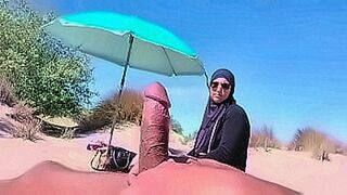 Exclusive Dick flash, this woman did not expect to see such a machine!! She calls the guards to complain.. — | hijab milf | doesn't let you look away