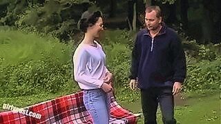 Late Night Pick Lisa & her hubby outdoor wifesharing — | cerita cuckold | enters without asking