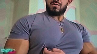 Limited Release BODYBUILDER CHEST WORSHIP IN T-SHIRT — | peito nude | flows with raw desire