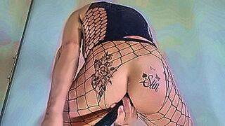 Must Watch There is a long black snake inside me — | erotika | overwhelms the senses