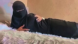 Premium Content Syrian girl gives JOI — | سكس ممثلات عربيات | goes deep with precision