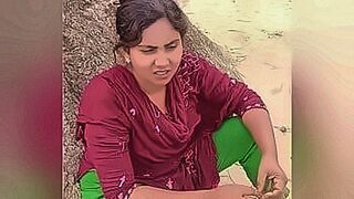 Can't Be Missed Desi Village Bhabhi — | mms sexy videos | explores every inch