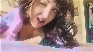 For Your Eyes Only I have only one desire: to feel your ejaculation in the sphincter and on the face. Come on don't make me wait — | חרמנית סקס | plays to your instincts