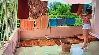 Limited Release Naked laundry. The maid is drying clothes in the laundry. — | ビーチバレー えろ | is dripping with temptation