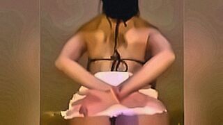 Exclusive brenda wiggling — | brenda jazmin | draws you in completely