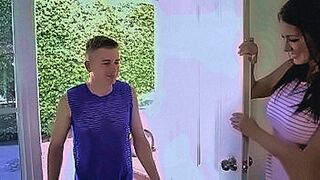 New! Busty milf Reagan Foxx takes her top off and s the young studs face with her bulbous boobies — | 窒息プレイ | unlocks your favorite cravings