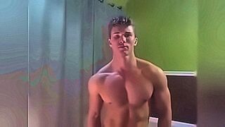 Exclusive Hot Male Webcamer Exercises Naked — | nude theater | keeps the tension high