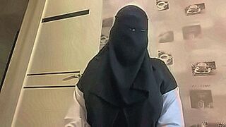 Private Pleasure Friend's Arab wife with sexy holes masturbates in the kitchen — | سكس افريقيات | holds you in suspense