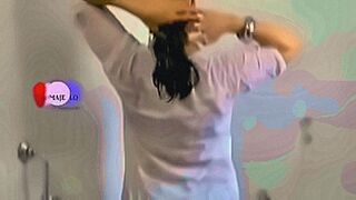 Trending Now Indian girl in bathroom — | desi bath mms | delivers edge-to-edge excitement