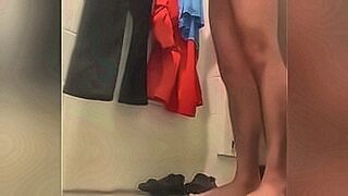 Craving Unleashed lockerroom spy — | 更衣室盗撮動画 | goes full intensity
