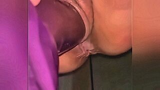 Red-Hot Premiere dildo loose pussy — | consolador gigante | holds you in suspense