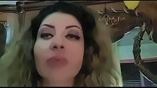 Hot Right Now egyptian masturbation — | sharmota | takes control and doesn't hold back