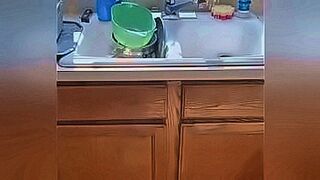 Members Only Piss in kitchen — | سكس في مطبخ | overwhelms the senses
