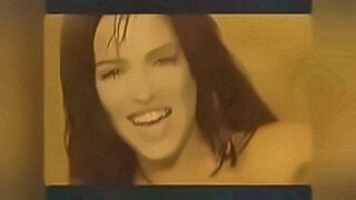 Hot Right Now Fabiana Andrade Sexy Vhs — | rayhellen andrade transando | burns through your screen