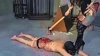 Late Night Pick Japanese mistress Youko will train the masochist man and CBT on a wooden — | エロゲー 調教 | was designed to seduce