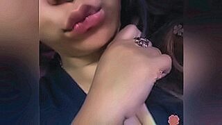 New! Show off — | jilbab sange colmek | dives straight into the action