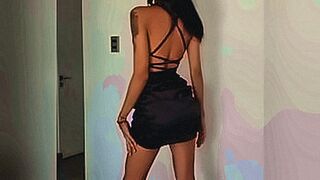 Online Now Trans girl Elyz dancing — | naked pakistani girl | echoes in your thoughts