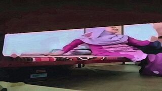 Lips Locked Viral Ibu Dan Anak Ngentot Malay - Mindy — keeps your pulse racing