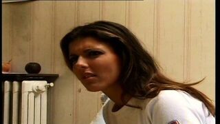 Ultimate Tease Dannate Del Sesso - Italian Classic - Karen Lancaume — grabs you where it counts