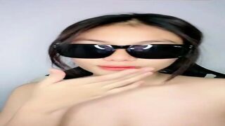 Just Dropped Bugil Dinda Lovers Remas Toket Keluar Asi — locks your gaze
